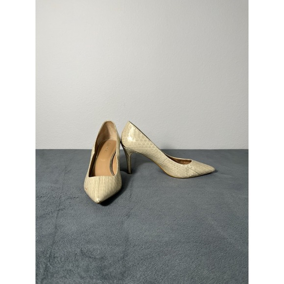 Calvin Klein Ashley Beige Leather Pointed Toe Heels Pump 7.5 M - Picture 1 of 16